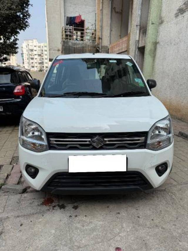 https://images10.gaadi.com/usedcar_image/4307247/original/4715f6a63379867a55b230fd22ccec73.jpeg?imwidth=6401