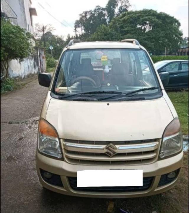 https://images10.gaadi.com/usedcar_image/4307261/original/processed_80859035-fb5a-4f7d-8c80-8193e068c001.jpg?imwidth=6400