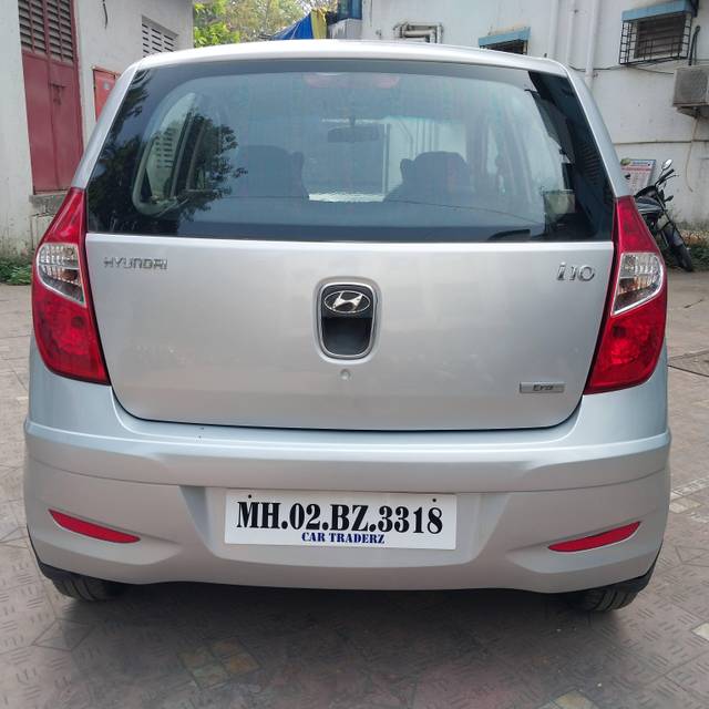 https://images10.gaadi.com/usedcar_image/4307280/original/processed_99d57e8862bc7f93f8beb361096121ff.jpg?imwidth=6402