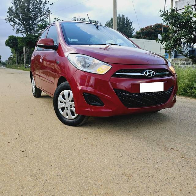 https://images10.gaadi.com/usedcar_image/4307348/original/processed_cd6f52712c7b3bb20a01df503346195f.jpg?imwidth=6400