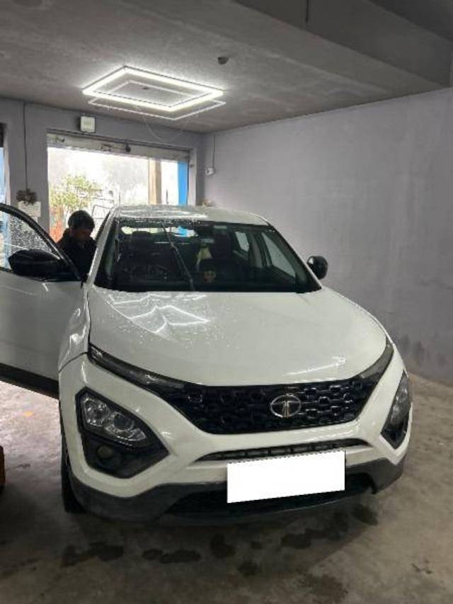 https://images10.gaadi.com/usedcar_image/4307444/original/5b9b4296140772f7f9c0bc7fc222153f.jpg?imwidth=6401