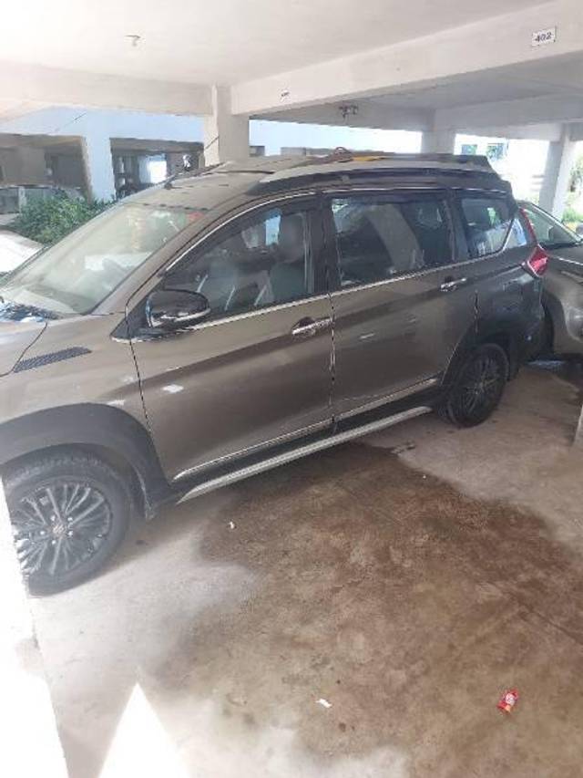 https://images10.gaadi.com/usedcar_image/4307458/original/processed_2cb243db-a871-4eee-9271-ecc40f3137c9.jpg?imwidth=6401