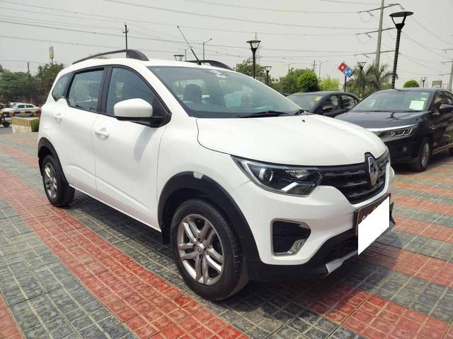 https://images10.gaadi.com/usedcar_image/4307514/original/processed_2233f1bd1d04fd7f3ee3e47f95b28954.jpg?imwidth=6400