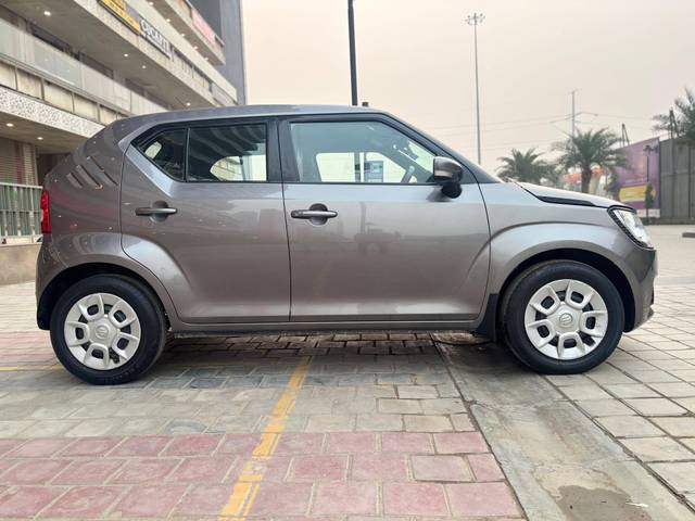 https://images10.gaadi.com/usedcar_image/4307566/original/processed_29f0183cfa8a4eef5b2f083a171b3ca7.jpg?imwidth=6401