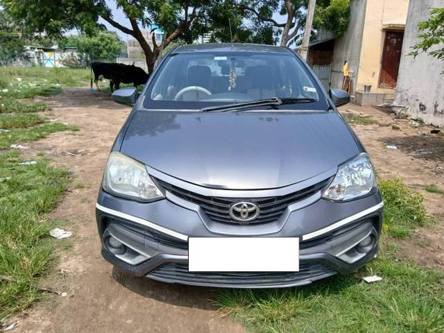 https://images10.gaadi.com/usedcar_image/4307574/original/processed_659cd4f8-030c-414a-a6a0-57fce4173668.jpg?imwidth=6402