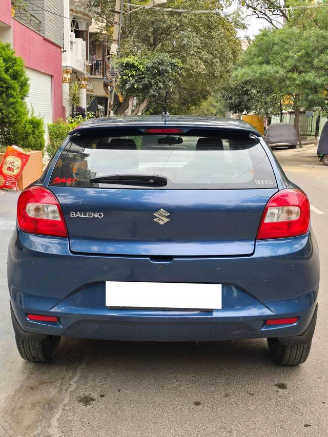 https://images10.gaadi.com/usedcar_image/4307655/original/processed_d4a9d39ee912b6f4878670726766e57c.jpg?imwidth=6402