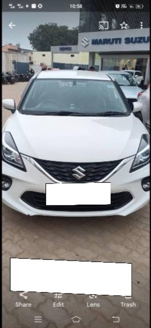 https://images10.gaadi.com/usedcar_image/4307662/original/processed_9d2f4a31-0c07-4e8c-bf04-113c9fe96a82.jpg?imwidth=6401