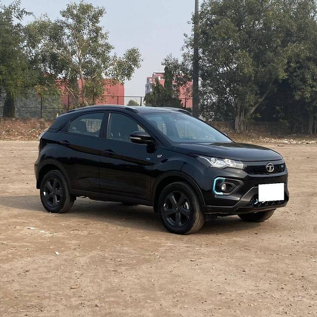 https://images10.gaadi.com/usedcar_image/4307725/original/processed_26d5aa2d886de1807730894716008d37.jpg?imwidth=6400