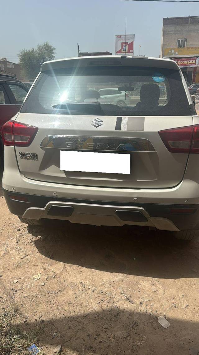 https://images10.gaadi.com/usedcar_image/4307741/original/processed_ff35a55645411f52d6e6db93c314174c.jpg?imwidth=6401