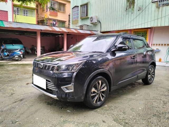 https://images10.gaadi.com/usedcar_image/4307757/original/processed_0e990754-cbf8-4023-83da-6c7d5e508aa4.jpg?imwidth=6402