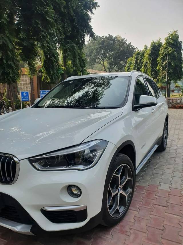 https://images10.gaadi.com/usedcar_image/4307790/original/processed_b874f28cf0ae7fa9be6b6d867b9b3028.jpg?imwidth=6400