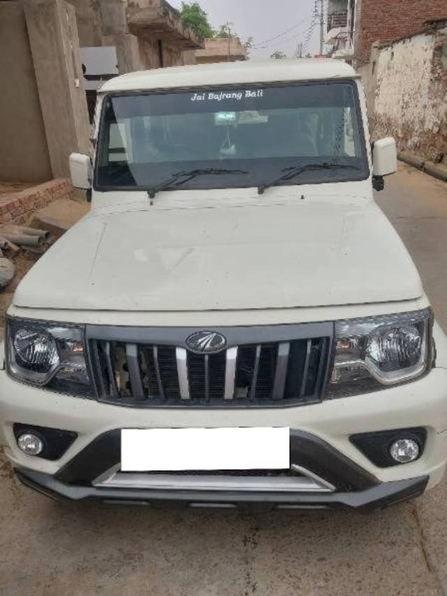 https://images10.gaadi.com/usedcar_image/4307792/original/processed_1012581e-4545-4a69-8ca6-b497b9fda67e.jpg?imwidth=6400