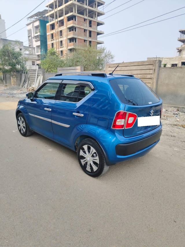 https://images10.gaadi.com/usedcar_image/4307794/original/processed_321f44c15de6aef21cfba6838f888d2e.jpg?imwidth=6402