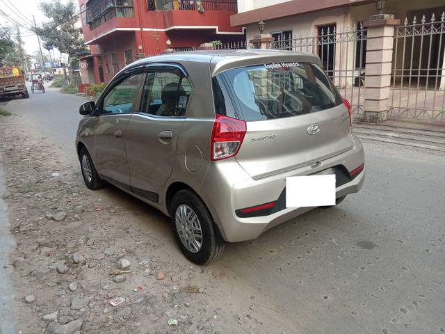 https://images10.gaadi.com/usedcar_image/4307801/original/processed_0c6196cff563409fe503fa5b50b3c78c.jpg?imwidth=6402