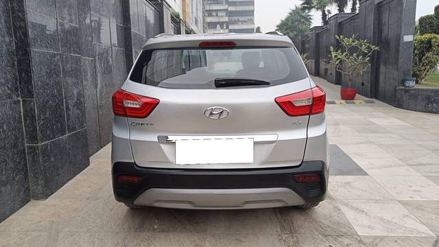 https://images10.gaadi.com/usedcar_image/4307802/original/processed_47dd735d70b3adb31d1c485f806fd56b.jpg?imwidth=6402