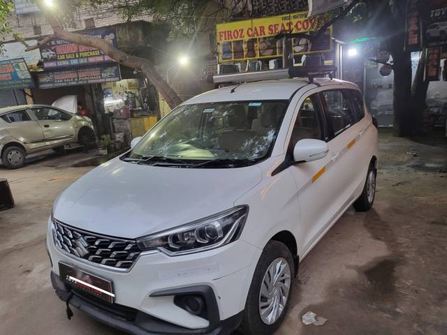 https://images10.gaadi.com/usedcar_image/4307811/original/processed_bdc941e115119bcbb6a661c4257e646b.jpg?imwidth=6400