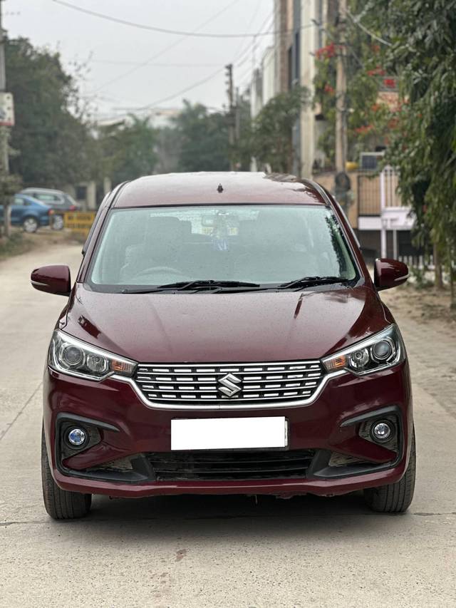 https://images10.gaadi.com/usedcar_image/4307836/original/processed_65d9c6d4f284f7238a31c6a9e8a13a93.jpg?imwidth=6400