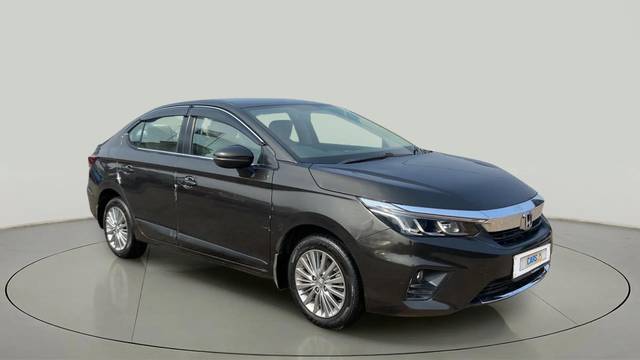 https://images10.gaadi.com/usedcar_image/4307858/original/1550d1e561e64c1eb2cb7fcdd1c4c271.jpg?imwidth=6400