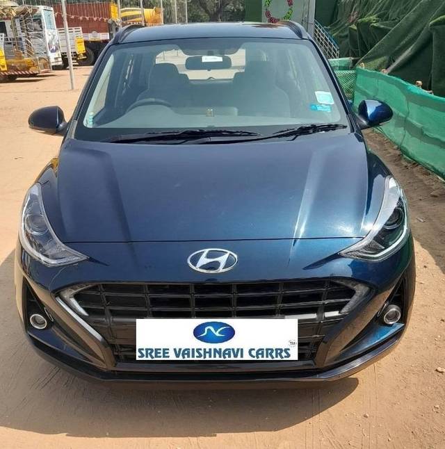 https://images10.gaadi.com/usedcar_image/4307881/original/processed_18d4721eabe486cc8d7949b21ff4d41d.jpg?imwidth=6400