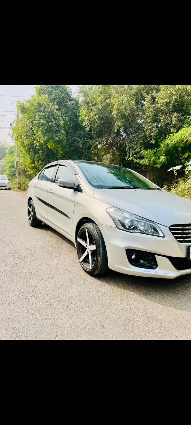 https://images10.gaadi.com/usedcar_image/4307911/original/3f03582ced7c7ff86939217e60d6f74e.jpg?imwidth=6400