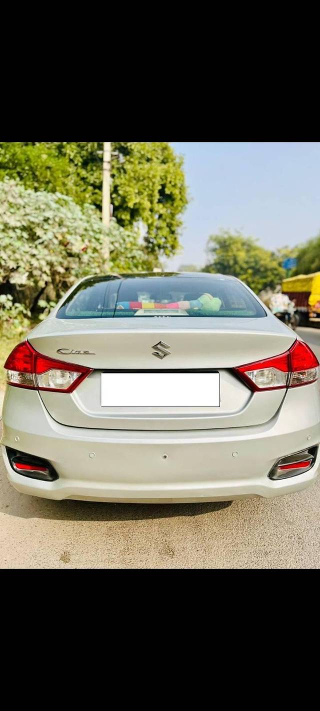 https://images10.gaadi.com/usedcar_image/4307911/original/processed_288b6e5ea7a3abc04b780770486ef151.jpg?imwidth=6401