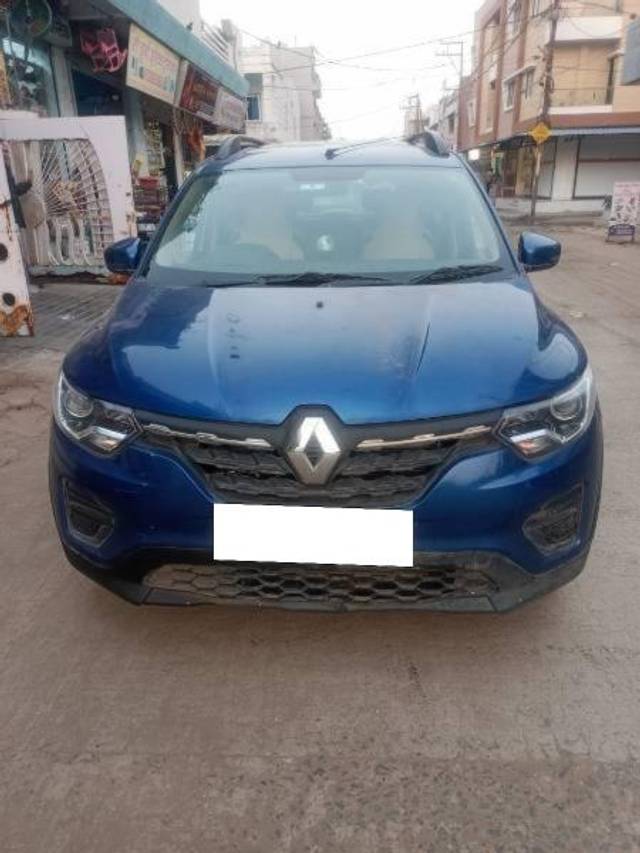 https://images10.gaadi.com/usedcar_image/4308002/original/processed_a9e4e757-3ab4-407b-b86c-9278bfae0ee6.jpg?imwidth=6402