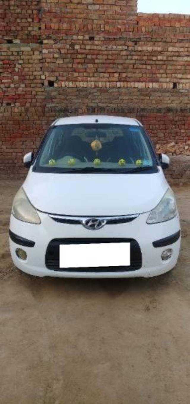 https://images10.gaadi.com/usedcar_image/4308008/original/processed_2a12a285-2b26-46d0-8142-6692554639a5.jpg?imwidth=6400