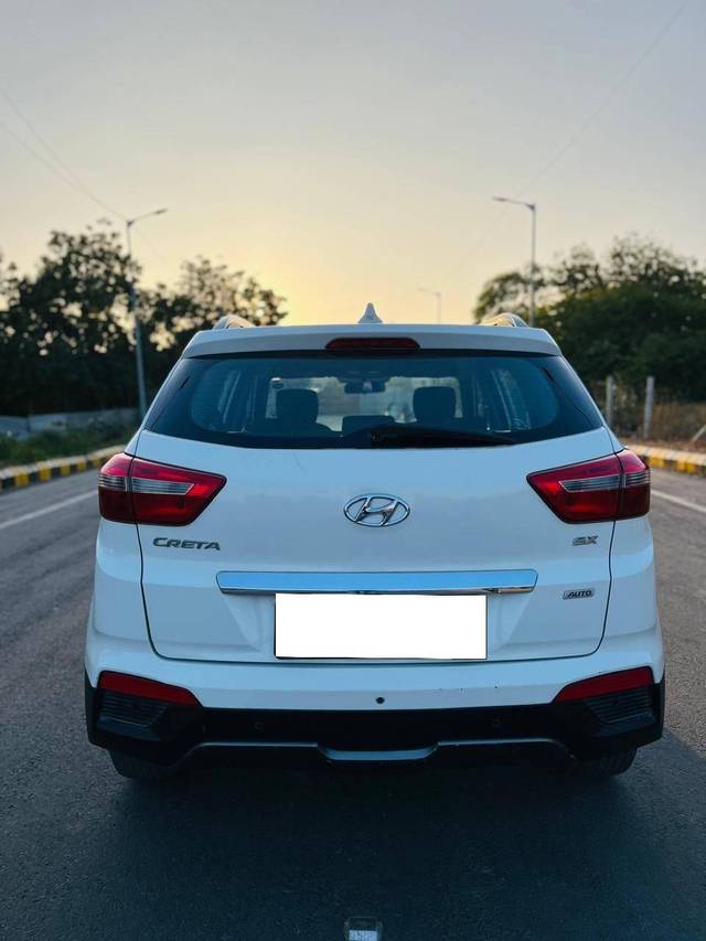 https://images10.gaadi.com/usedcar_image/4308021/original/processed_583969f000ce56209a227f5eaa1240e5.jpg?imwidth=6402