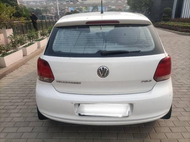 https://images10.gaadi.com/usedcar_image/4308141/original/91926ecd002fd4b2677061975f3c2572.jpg?imwidth=6401