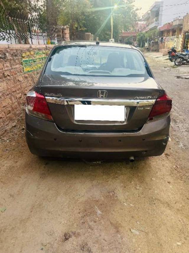 https://images10.gaadi.com/usedcar_image/4308143/original/8575f303034a254756b0e8694f5e7796.jpeg?imwidth=6401