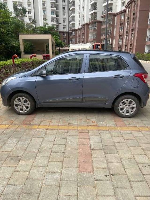 https://images10.gaadi.com/usedcar_image/4308183/original/1dfe038845a2d54dae1b6f22291e4dcc.jpg?imwidth=6402