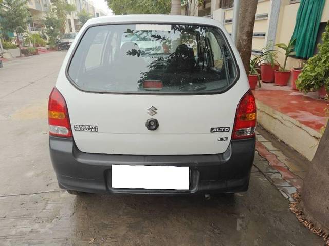 https://images10.gaadi.com/usedcar_image/4308199/original/processed_816c66ef-793b-4c05-b2bb-856bec06ad5d.jpg?imwidth=6401