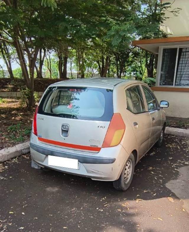 https://images10.gaadi.com/usedcar_image/4308200/original/processed_18526fb9-657f-4638-8cf1-cb5778197ef0.jpg?imwidth=6402