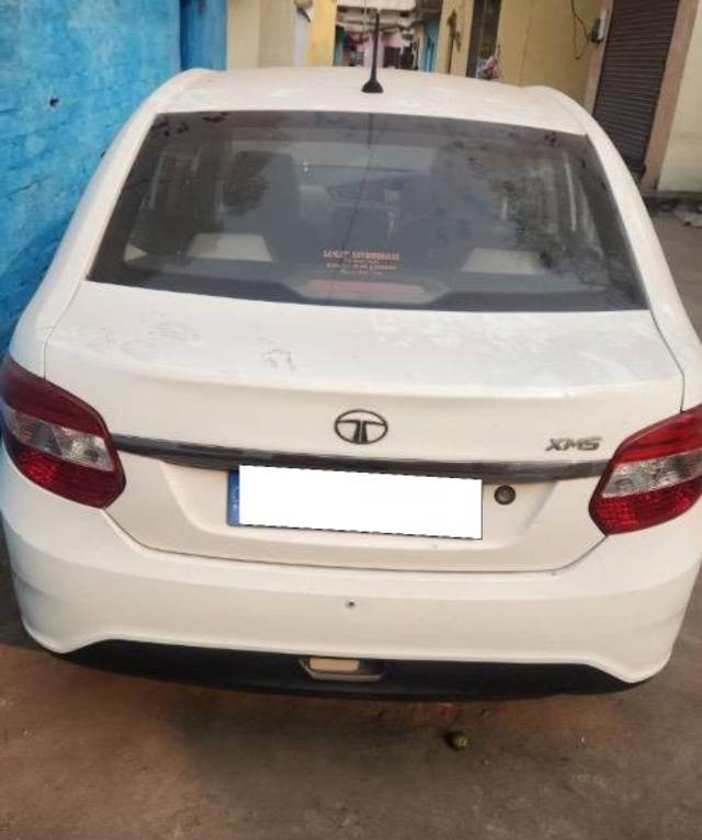 https://images10.gaadi.com/usedcar_image/4308259/original/processed_087f5006-19d8-44d8-9055-bd54c7f5f3de.jpg?imwidth=6402