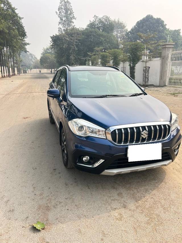 https://images10.gaadi.com/usedcar_image/4308320/original/processed_6c54021a924b1901062050570e330d7d.jpg?imwidth=6400