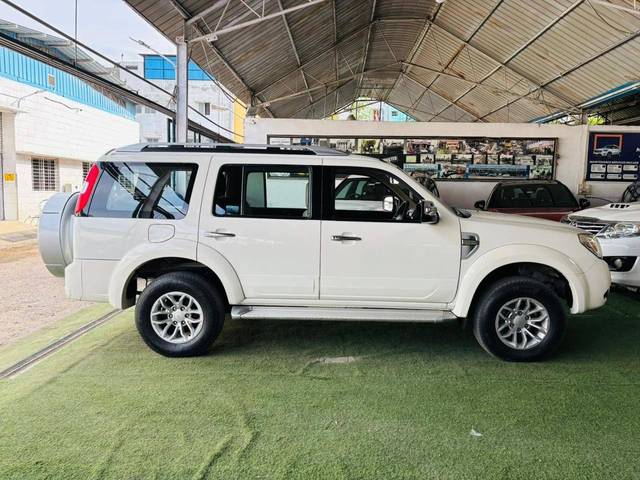 https://images10.gaadi.com/usedcar_image/4308374/original/processed_e26cc33402b08d37500fa171c817869d.jpg?imwidth=6401