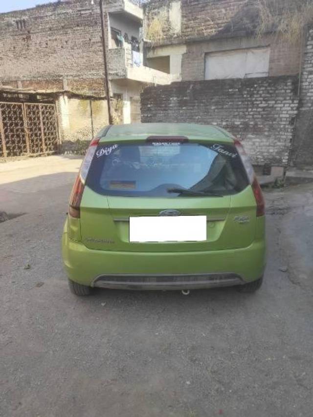 https://images10.gaadi.com/usedcar_image/4308431/original/processed_28dbded7-e971-49ca-858c-9e8227062574.jpg?imwidth=6401