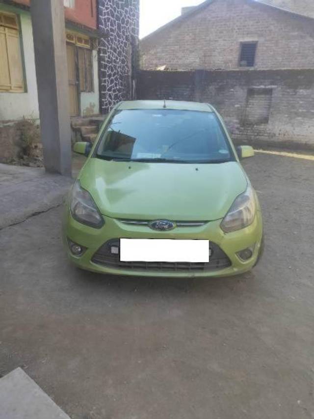 https://images10.gaadi.com/usedcar_image/4308431/original/processed_42f2a2da-2de7-4c99-a74d-fd5a6d1ef136.jpg?imwidth=6402