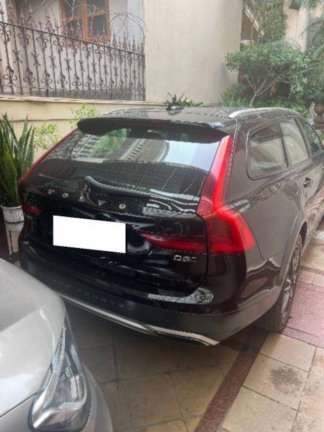 https://images10.gaadi.com/usedcar_image/4308435/original/6fda1152190b29478850702764194b8e.jpg?imwidth=6401