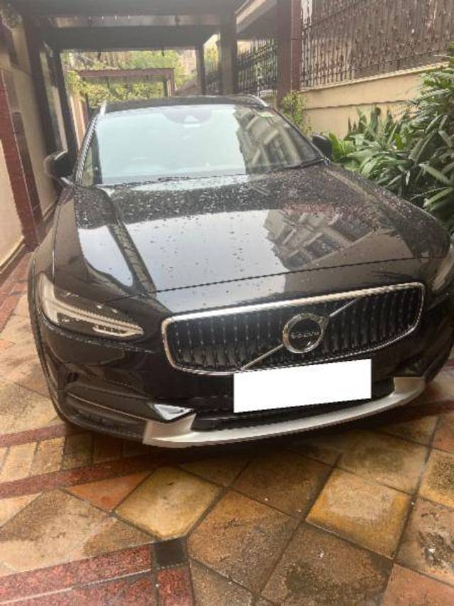 https://images10.gaadi.com/usedcar_image/4308435/original/d0cf02bd81c68f9b9034640b40677073.jpg?imwidth=6400