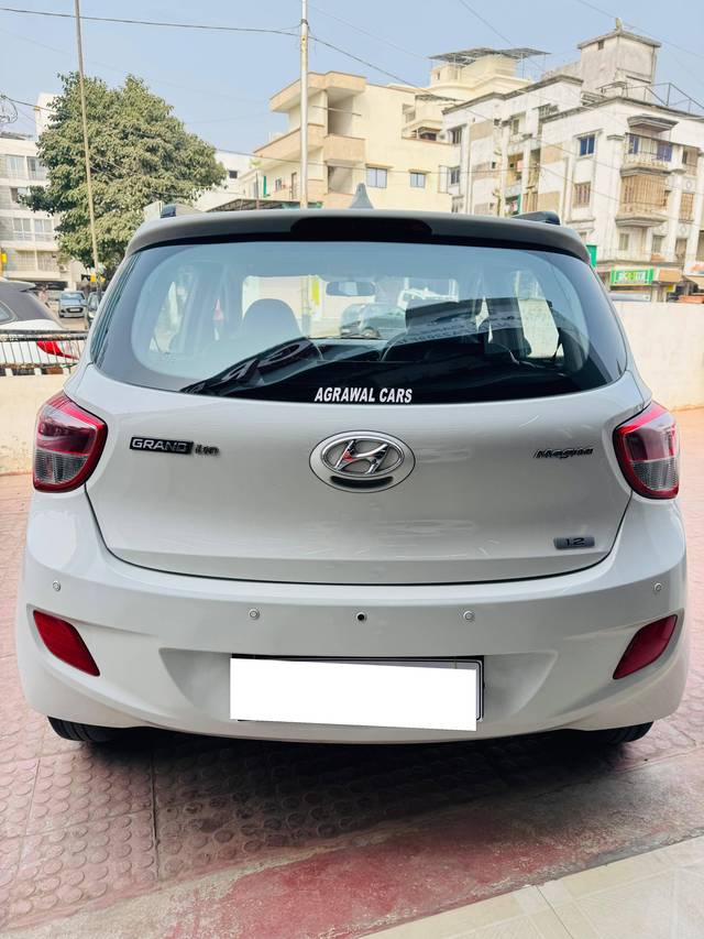 https://images10.gaadi.com/usedcar_image/4308443/original/processed_c5df7d185c0efeab1adcd82268d51478.jpeg?imwidth=6401