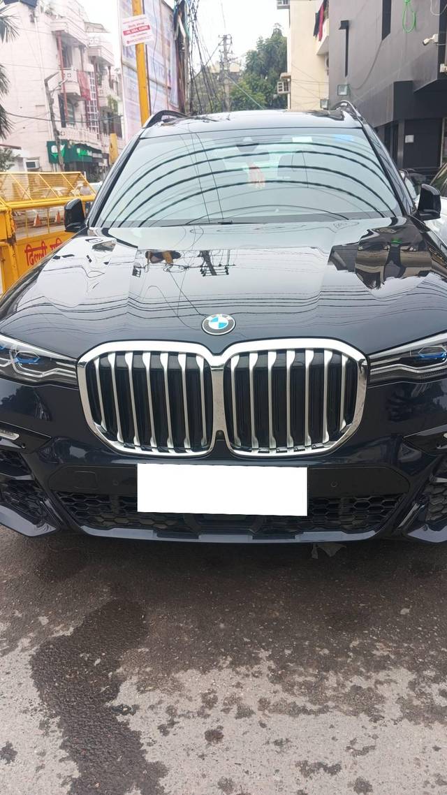 https://images10.gaadi.com/usedcar_image/4308461/original/processed_1cbe9e6a214414d635b387e79acd07a2.jpeg?imwidth=6402