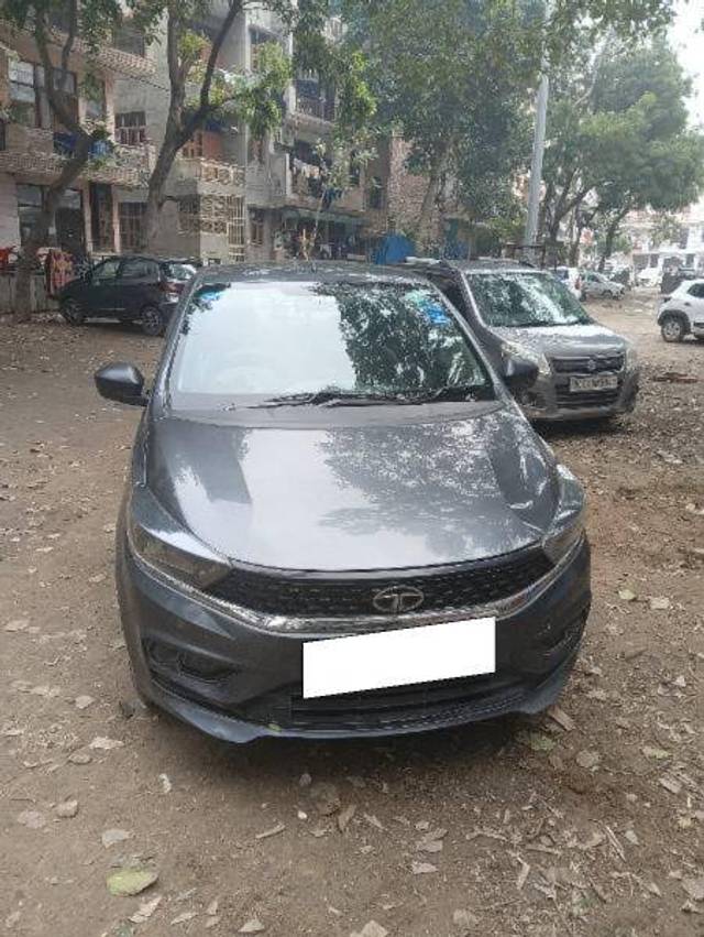 https://images10.gaadi.com/usedcar_image/4308464/original/21ad13713493324310ebea7b186b089c.jpg?imwidth=6400