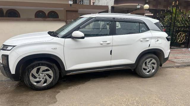 https://images10.gaadi.com/usedcar_image/4308465/original/02d675be0f160665abb381884fbd7b93.jpg?imwidth=6402