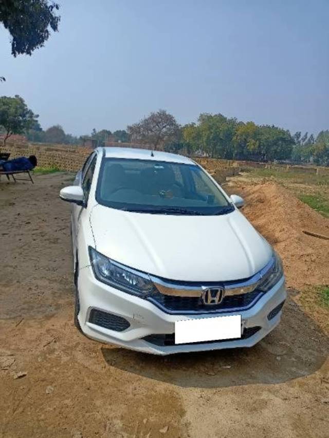 https://images10.gaadi.com/usedcar_image/4308484/original/processed_4a57d4cf-2f72-4dca-bddd-4c51ab560651.jpg?imwidth=6400