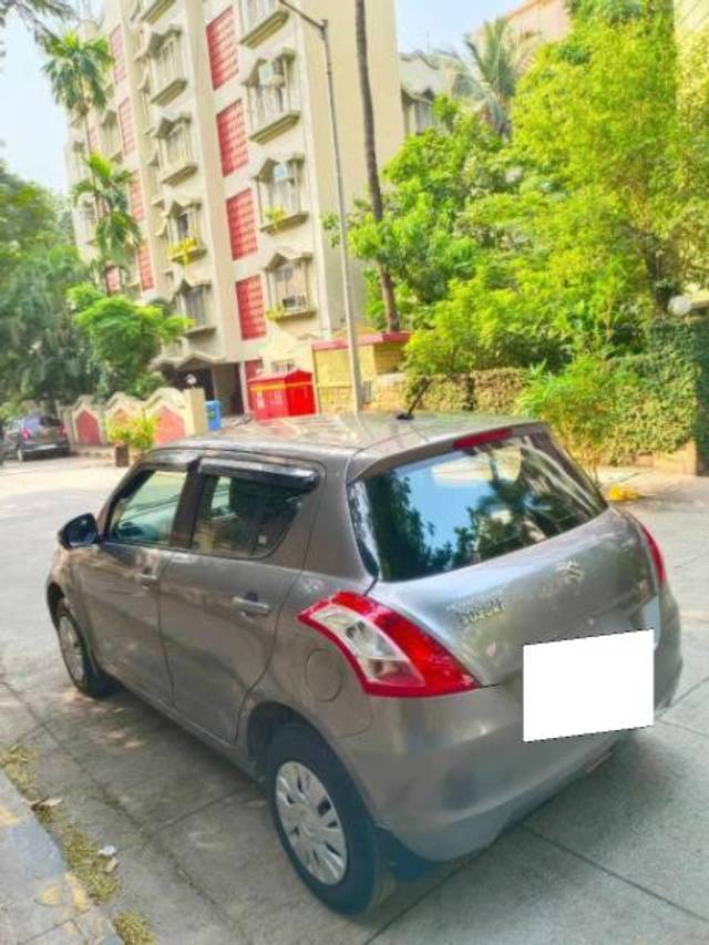 https://images10.gaadi.com/usedcar_image/4308547/original/processed_59096886-31d0-46b6-9120-614e02e3cc69.jpg?imwidth=6402