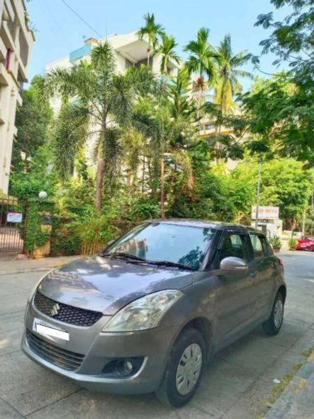 https://images10.gaadi.com/usedcar_image/4308547/original/processed_e1cb3781-5e63-4e6f-a328-4ad9366f5dde.jpg?imwidth=6400