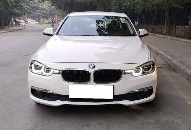 https://images10.gaadi.com/usedcar_image/4308554/original/processed_4952ca1bcdeab09593db2958410c0c07.jpg?imwidth=6402