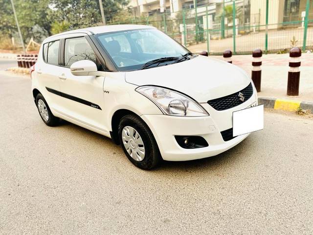 https://images10.gaadi.com/usedcar_image/4308570/original/processed_82223a83eed7c54bc29237db147fee95.jpg?imwidth=6400