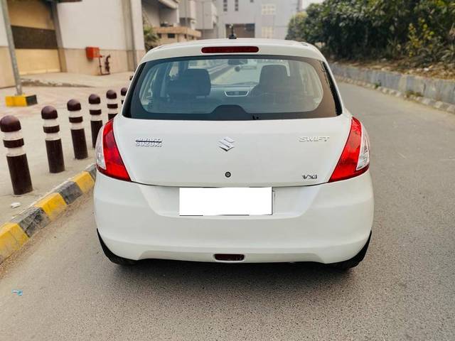 https://images10.gaadi.com/usedcar_image/4308570/original/processed_be6200169fde0a07ebf5c464a491ace5.jpg?imwidth=6402